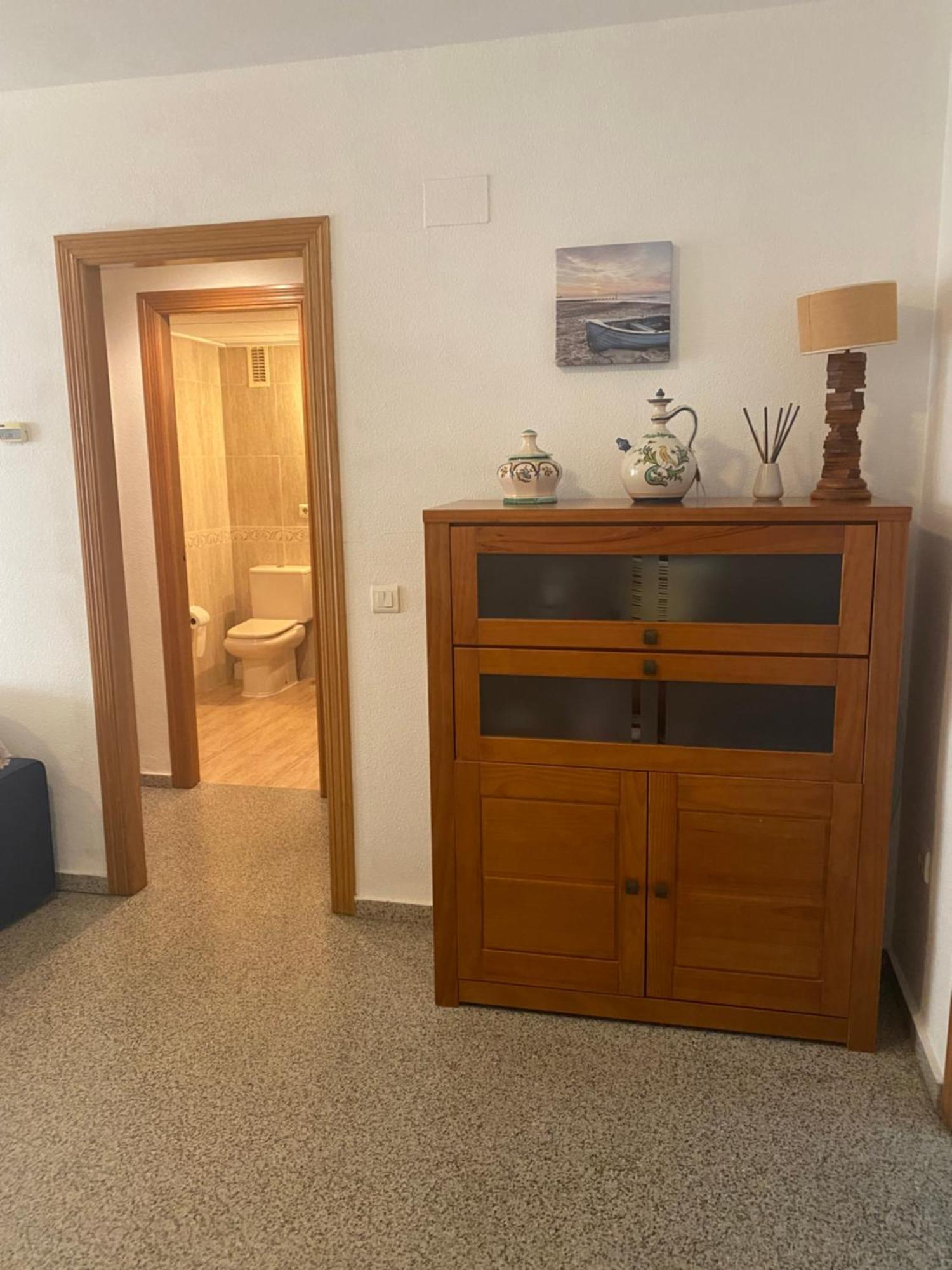 Apartamento Frente Al Mar En Playa Patacona Valencia Exterior photo